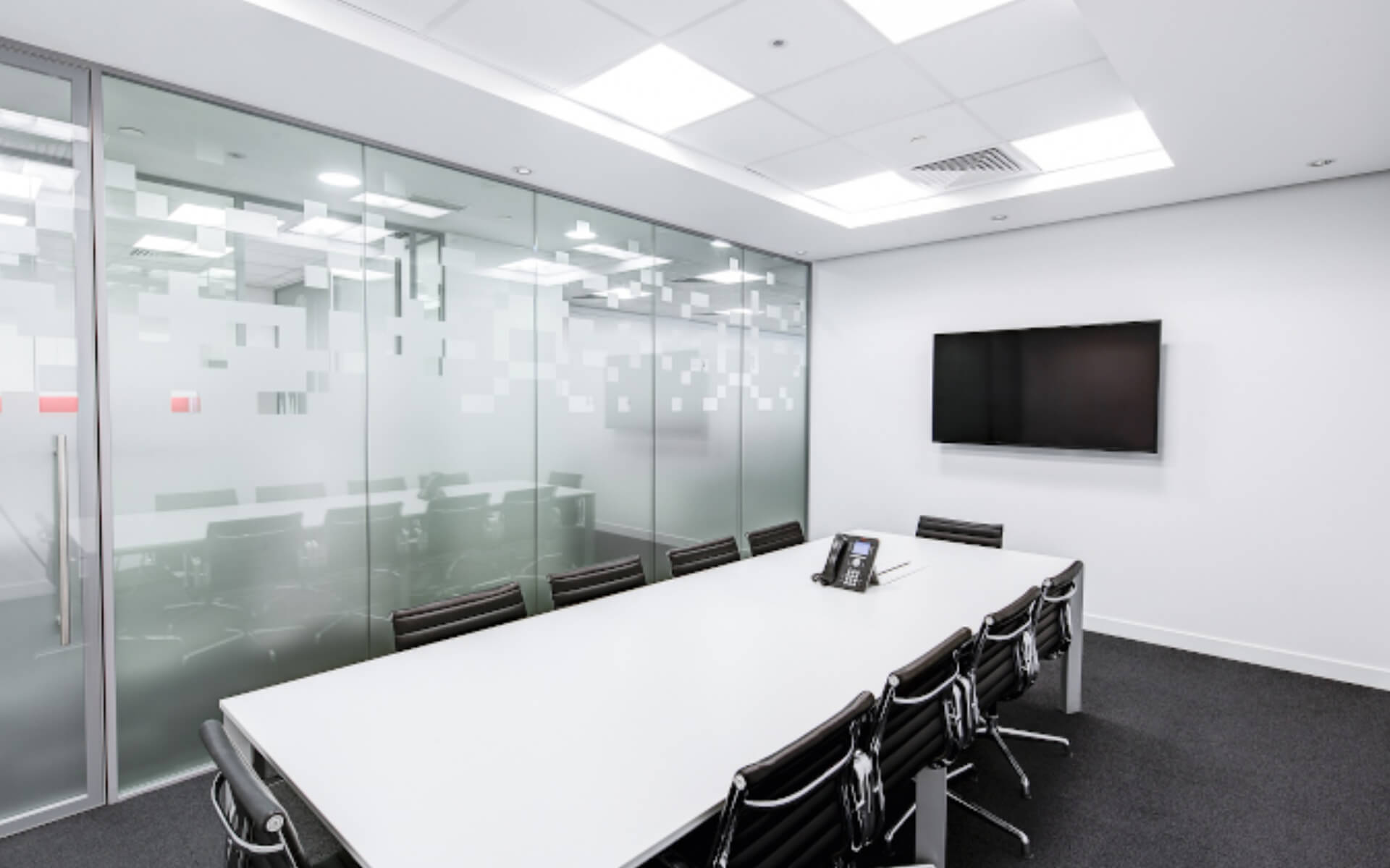 The interplay between business strategy and technology